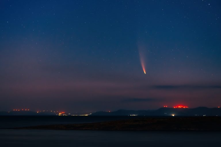 Házak és autók is beleremegtek az éjszakai meteorbecsapódásba