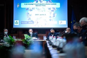 Orbán szerint Magyarországon nem lehet kötelezővé tenni a koronavírus elleni oltásokat