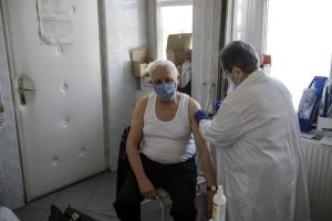 Ha ilyen ütemben haladnak az oltások, akár már jövő héten 2,5 millióan lehetnek beoltva