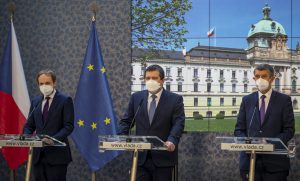 Fokozódik a cseh-orosz diplomáciai feszültség, a balti államok is orosz diplomatákat tiltottak ki