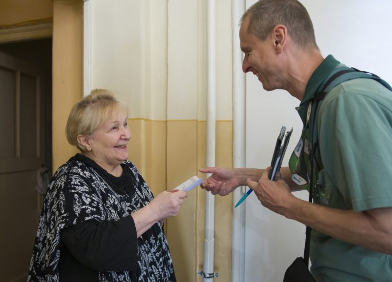 Pénteken érkezik a nyugdíjasok plusz juttatása