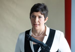 Vasárnap jelenti be a DK a miniszterelnök-jelöltjét, nagy meglepetés nem várható