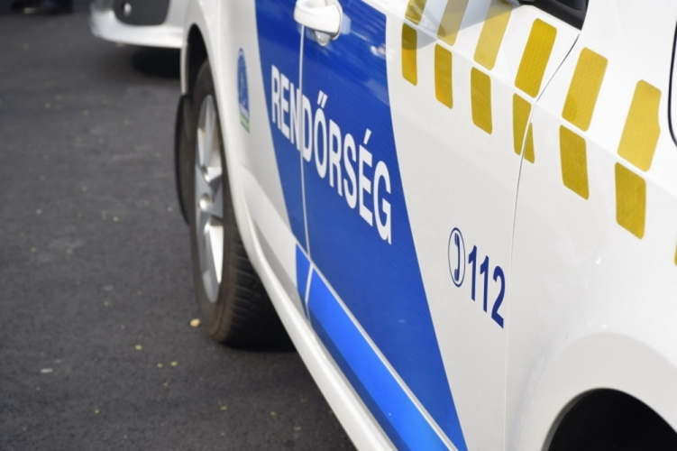 Összeütközött egy teherautó és egy személyautó Budaörsön, egy ember életét vesztette