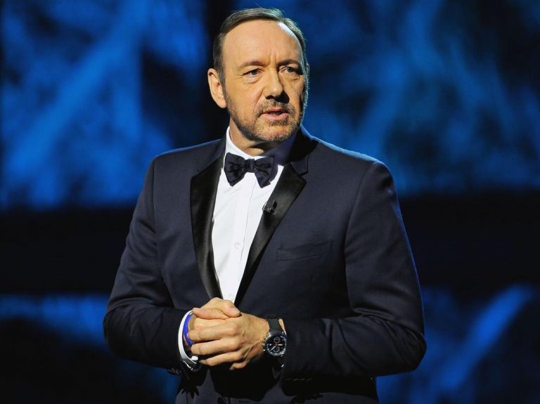 Ejtheti a bíróság a Kevin Spacey-t szexuális erőszakkal megvádoló pert