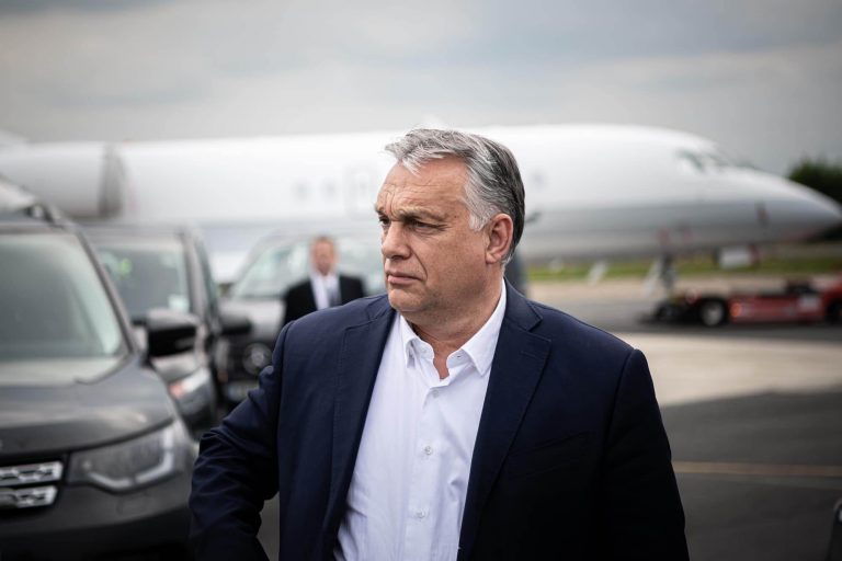 Videóban mondott köszönetet Orbán Viktor a járvány hőseinek