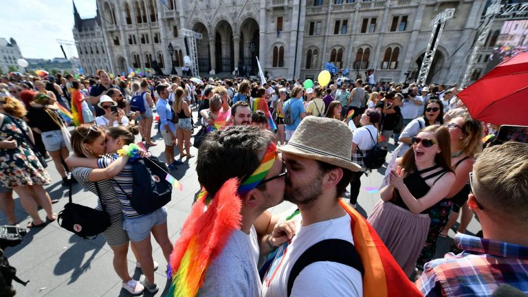 A megszokottnál rövidebb útvonalon rendezhetik az idei Budapest Pride-ot