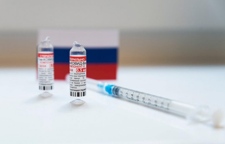 Oroszország arra számít, hogy a WHO két hónapon belül engedélyezi a Szputnyik V vakcinát