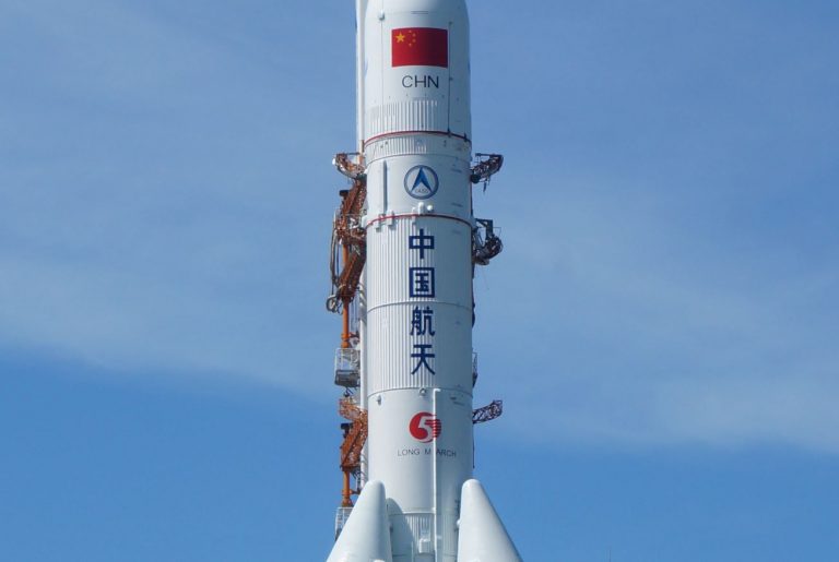 Nem tervezi lelőni a Föld felé tartó kínai rakétát az Egyesült Államok