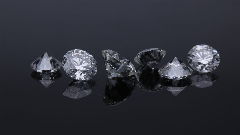 Lemond a bányászott gyémánt értékesítéséről a világ legnagyobb ékszerkereskedője