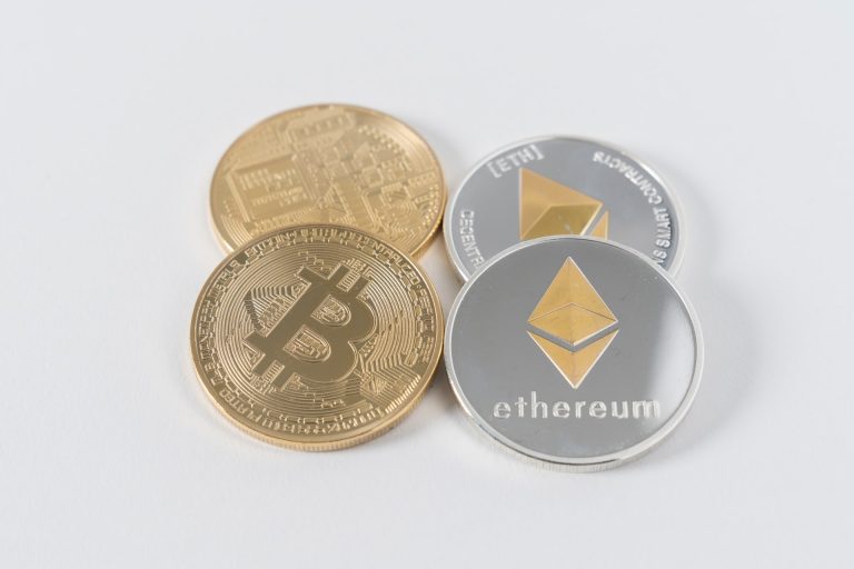 Egymilliárd dollárt adományozott az ethereum megálmodója Indiának a koronavírus elleni harc jegyében