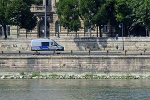 Hatástalanították a Lánchídnál talált szovjet bombát