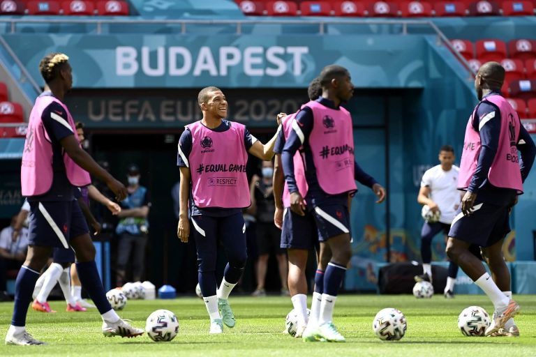 Mbappé-Griezmann-Benzema trió rohamozza majd a magyar kaput délután