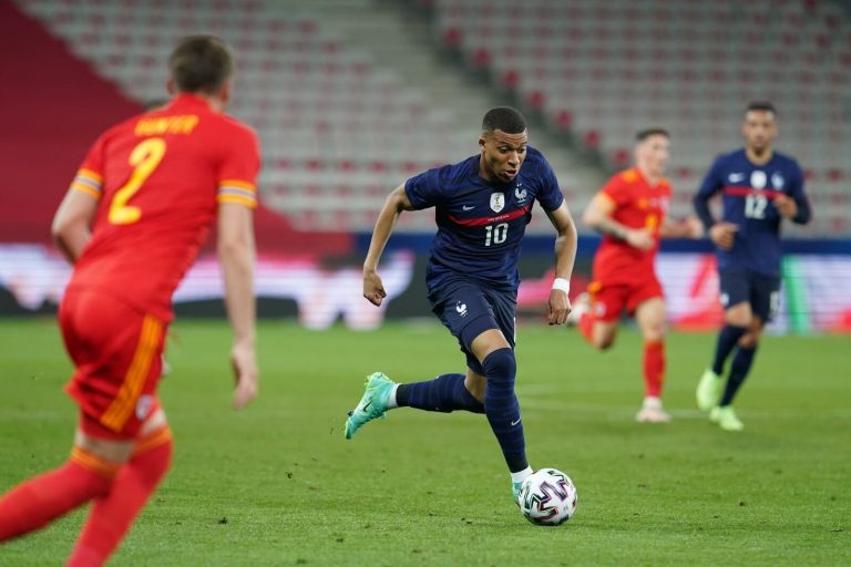 Mbappé nagyon határozottan tisztázta, nem szólt bele a PSG igazolásaiba