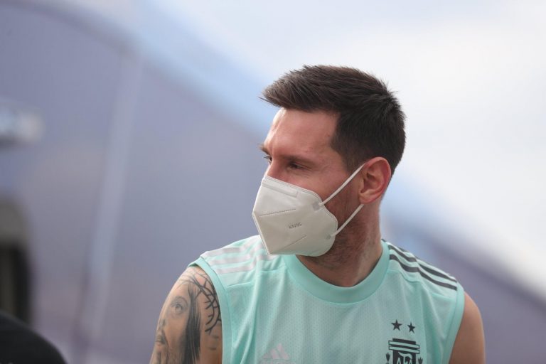 A Barca edzője még mindig nem tudja, mi lesz Messivel