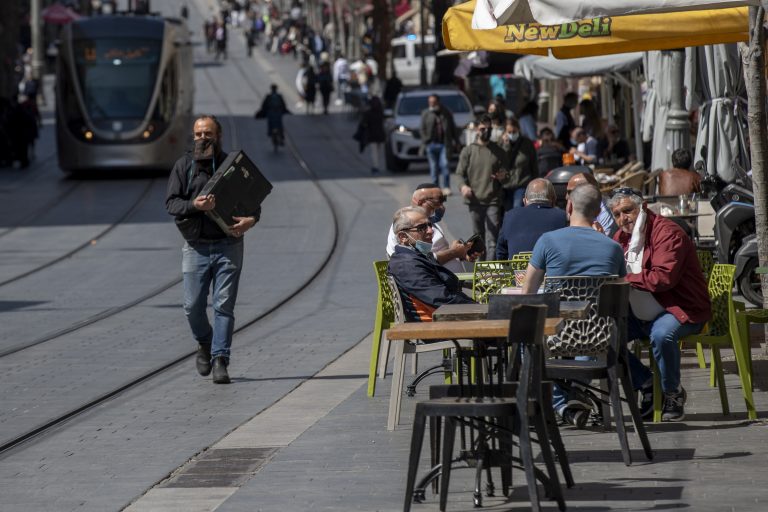 A világ egyik legátoltottabb országában is kezd beindulni a járvány