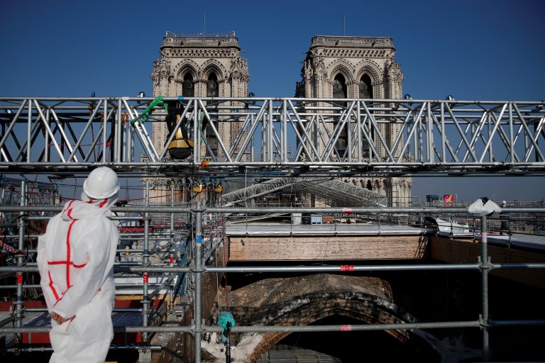 Több pénzt kérne a belső javításokra a Notre-Dame székesegyház