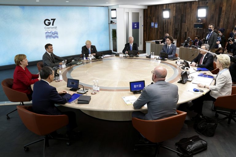 G7-találkozó: a kínai „Új Selyemút” projekttel rivális tervet fogadtak el a nyugati országok