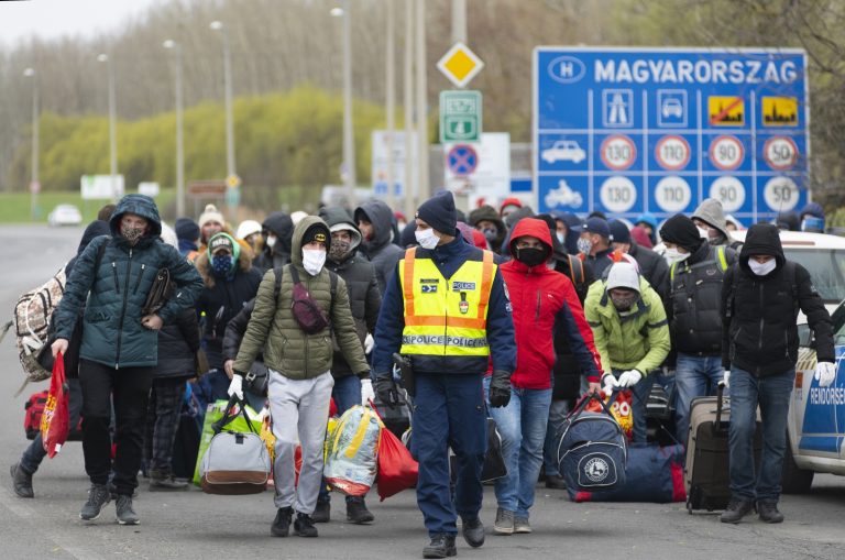 Embertelen körülmények között találtak rá román vendégmunkásokra Hollandiában