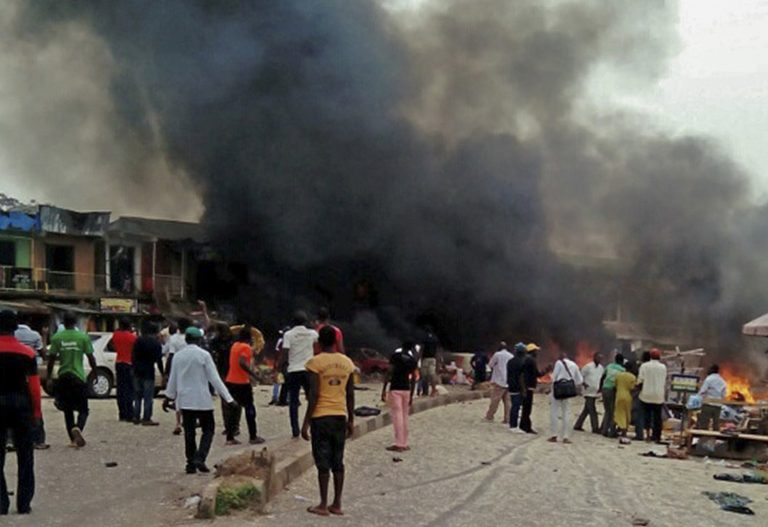 88 embert mészároltak le fegyveresek összesen nyolc faluban