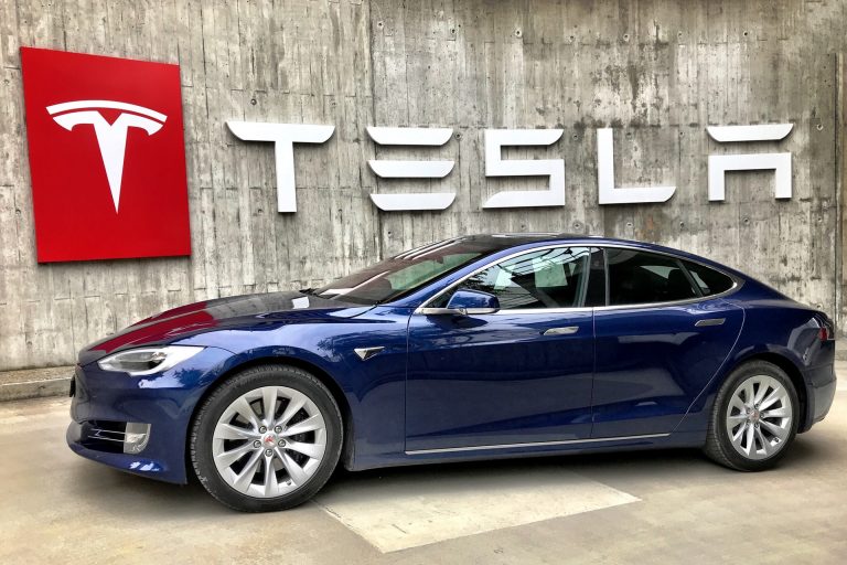 Már biztos, hogy a Tesla Model S Plaid a valaha gyártott leggyorsabb gépkocsi