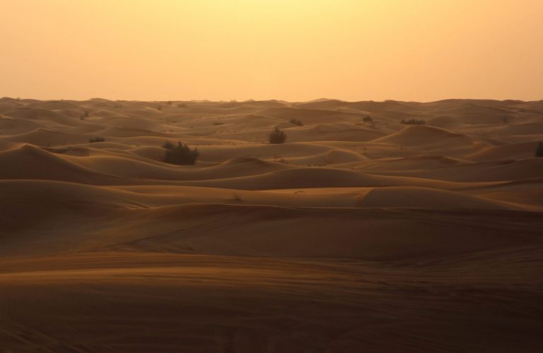 Hőség és sivatagi por érkezik Magyarországra a napokban Afrika felől