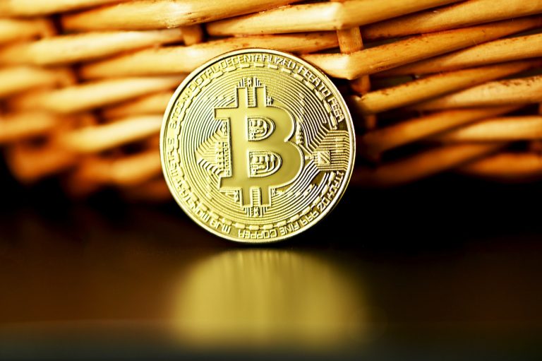 Holtan találták az egyik legtehetősebb bitcoinmilliárdos üzletembert