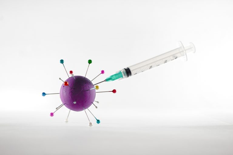 A koronavírus elleni oltás a „márkák versenyévé” vált