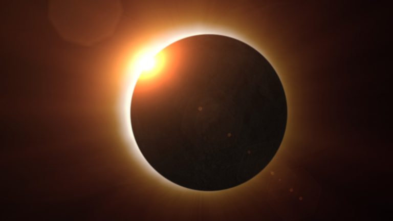 Szenzációs videón nézhetjük végig a csütörtöki gyűrűs napfogyatkozást