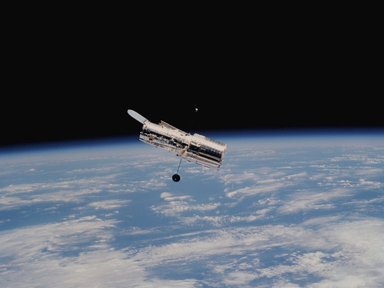 Ismét bajba került a Hubble űrteleszkóp