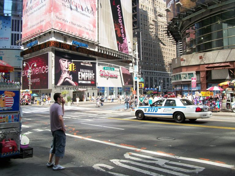 Ártatlan járókelőre lőttek fényes nappal New Yorkban a Times Square-en