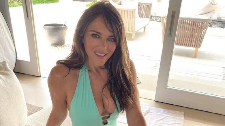 Elizabeth Hurley mély dekoltázsához napszemüveg kell