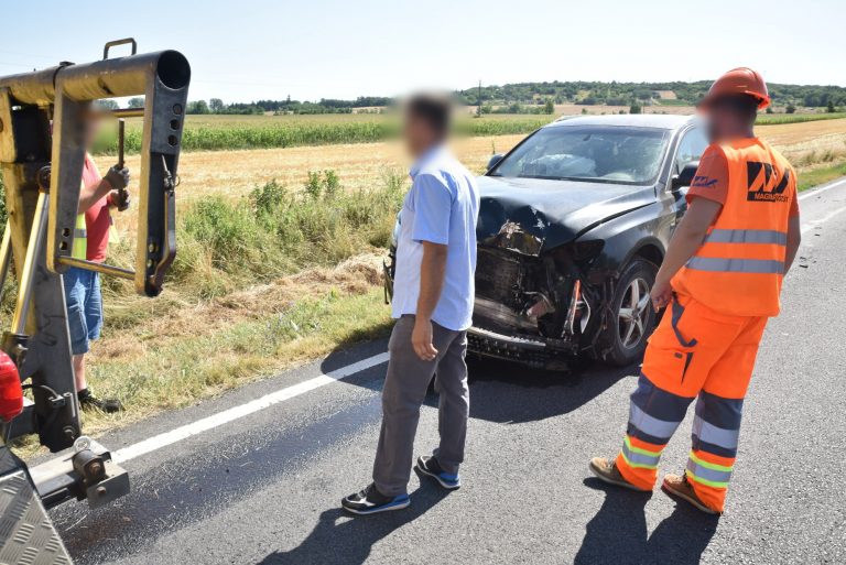 Egy kamion kereke elgurult a 84-esen, egy Audi Q5-öst talált el