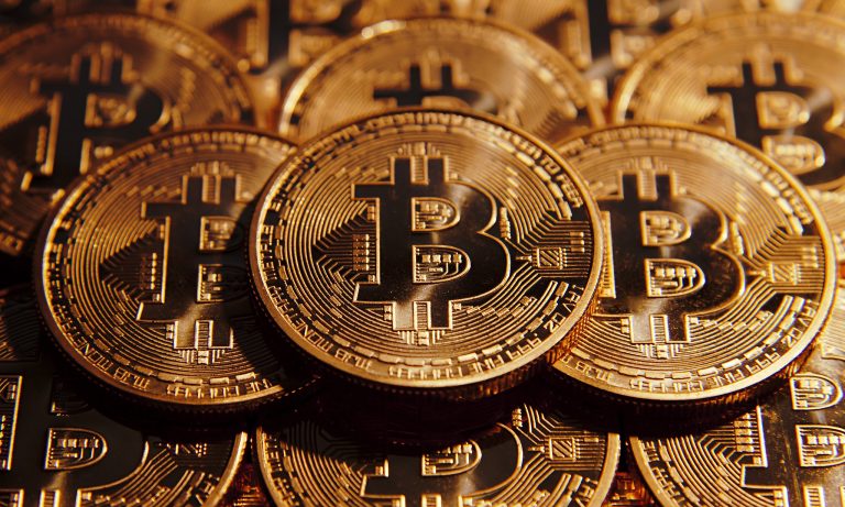 Rejtélyes körülmények között hunyt el egy bitcoin-milliárdos