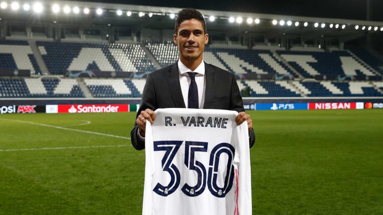 Kiderült, mennyi pénzt kérhet Varane a Real Madridtól fizetésnek