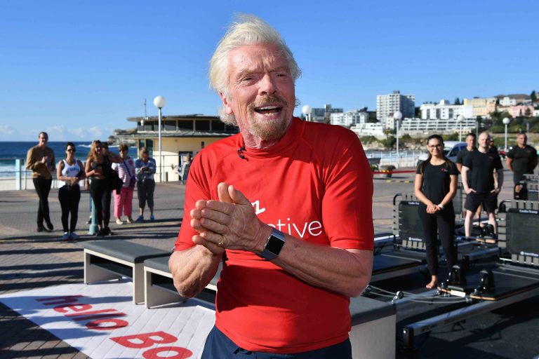 Richard Branson keményen kioktatta Jeff Bezost az űrrepülése kapcsán