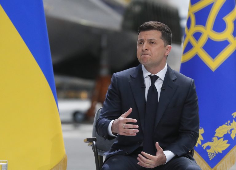 Egy új törvény elfogadásával készül fel a háborúra Ukrajna