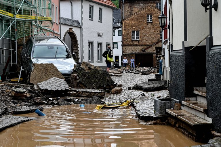 Tragédia és pusztítás: Németország árvízkatasztrófája képekben