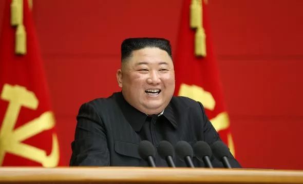 Kim Dzsongun Dél-Koreának: a „színes burzsoázia” veszélyesebb, mint a fegyvert viselő emberek