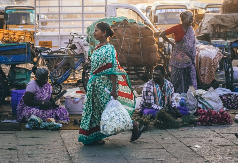 Sterilizációval oldaná meg a túlnépesedés problémakörét India