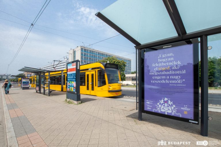 Baleset történt a fővárosban, ideiglenesen nem jár az 1-es villamos a Szentlélek tér és a Bécsi út között