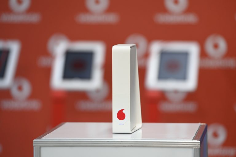 Rossz hír a Vodafone ügyfeleinek, fontos szolgáltatás szűnik meg