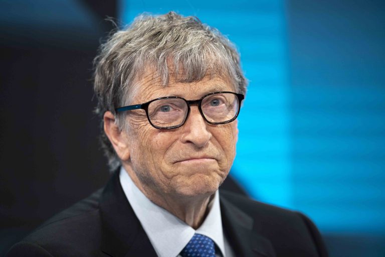 Újabb bizonyíték látott napvilágot Bill Gates és Jeffrey Epstein kapcsolatáról