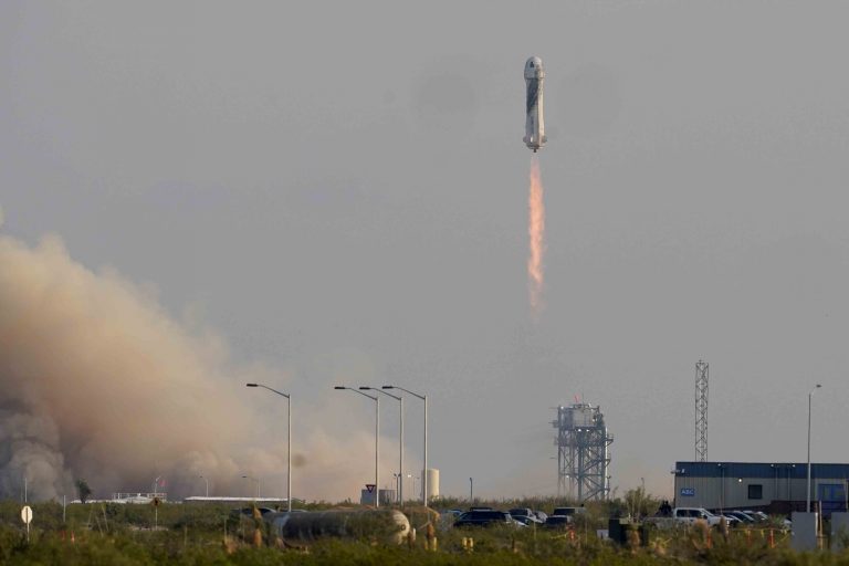 Megelégelte Jeff Bezost a Blue Origin főmérnöke, átpártolt a SpaceX-hez