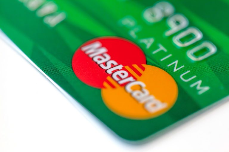 Komoly változásra számíthatunk a Mastercard bankkártyáknál