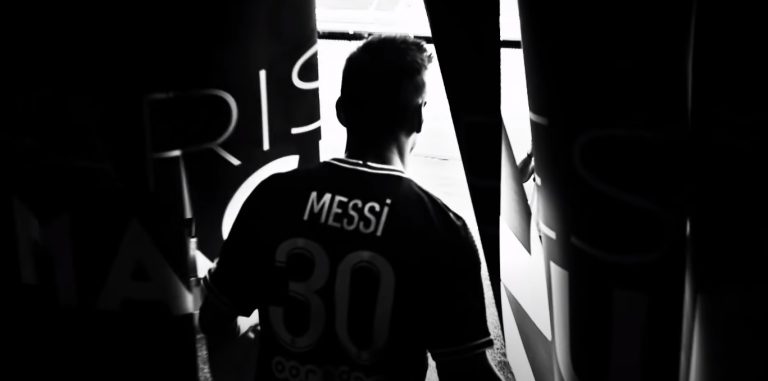 Eljött a nagy pillanat: Messi és Mbappé találkozása a PSG edzésén (képek)