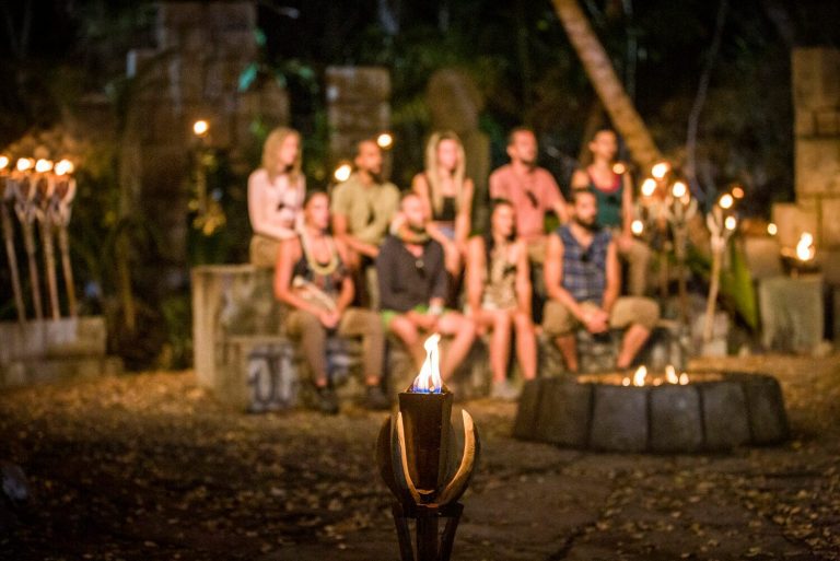 Survivor: Zsófi egyedül áll a parton, és sír, mi történt?