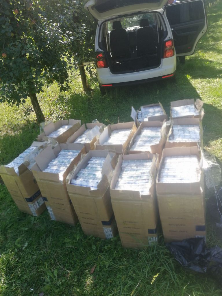 Nem aprózta el: 17 millió forintyi csempészett cigarettát találtak egy mátészalkai férfinél