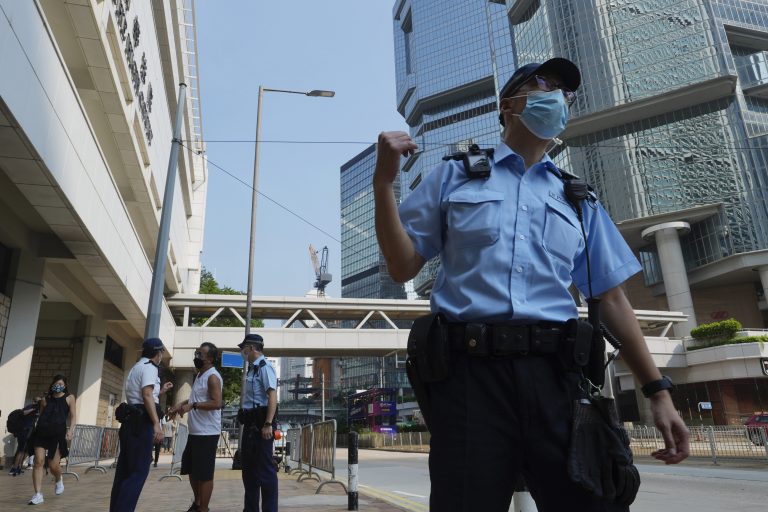 Egy ellenzéki szervezet több tagját is letartóztatták Hongkongban