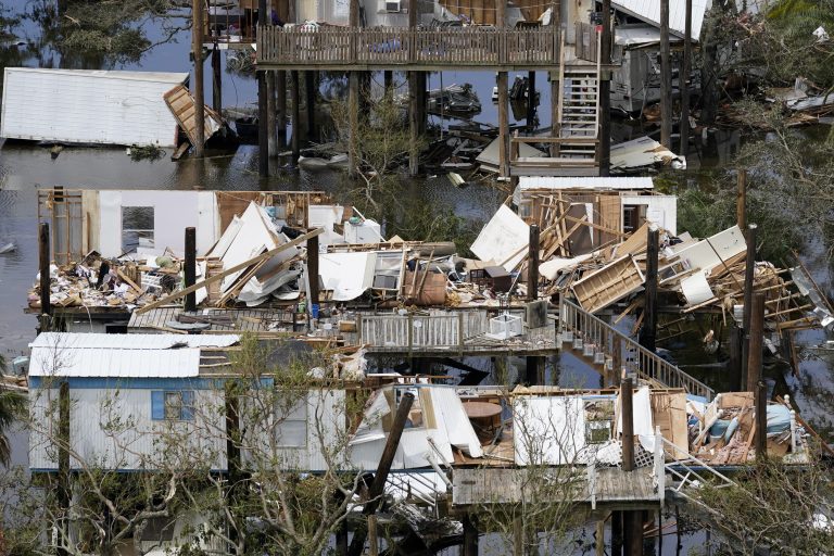 11 halálos áldozata van pusztító viharnak New Yorkban és New Jerseyben