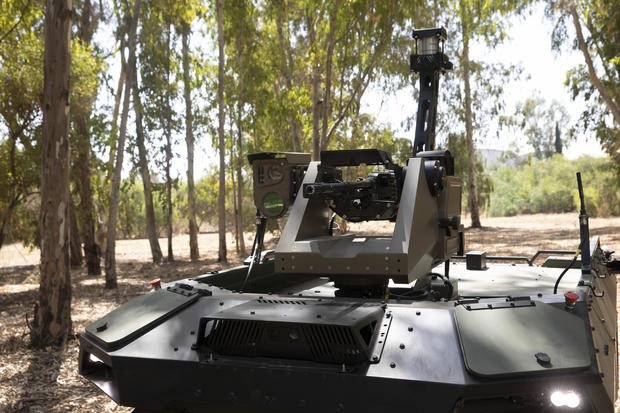 Távirányítású robottankkal rukkolt elő az izraeli hadsereg